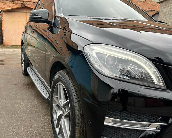 Чорний Мерседес М-Клас, об'ємом двигуна 3 л та пробігом 270 тис. км за 25000 $, фото 7 на Automoto.ua