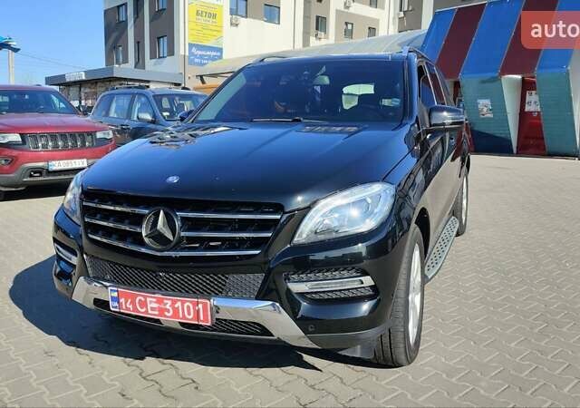 Чорний Мерседес М-Клас, об'ємом двигуна 2.14 л та пробігом 173 тис. км за 20000 $, фото 1 на Automoto.ua