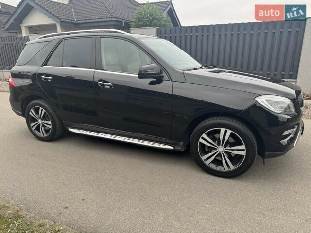 Черный Мерседес М-Класс, объемом двигателя 2.99 л и пробегом 201 тыс. км за 22000 $, фото 23 на Automoto.ua