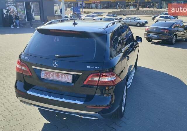 Чорний Мерседес М-Клас, об'ємом двигуна 2.14 л та пробігом 173 тис. км за 20000 $, фото 2 на Automoto.ua