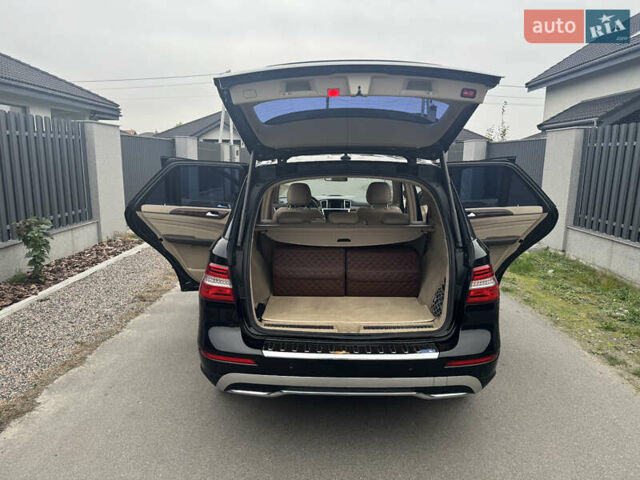 Черный Мерседес М-Класс, объемом двигателя 2.99 л и пробегом 201 тыс. км за 22000 $, фото 13 на Automoto.ua