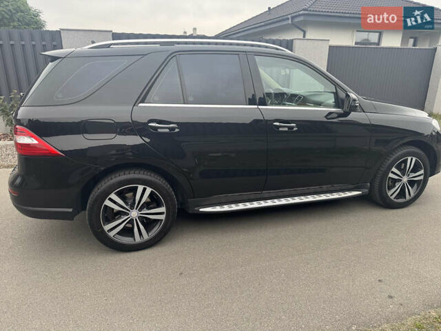 Черный Мерседес М-Класс, объемом двигателя 2.99 л и пробегом 201 тыс. км за 22000 $, фото 24 на Automoto.ua