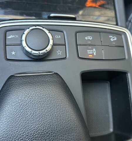 Черный Мерседес М-Класс, объемом двигателя 2.99 л и пробегом 90 тыс. км за 32000 $, фото 10 на Automoto.ua