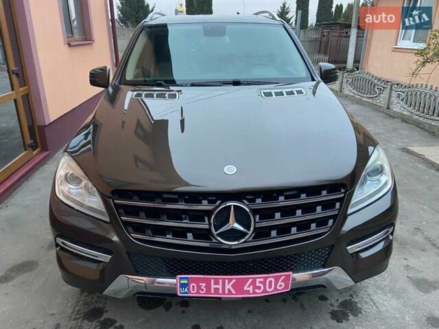 Коричневый Мерседес М-Класс, объемом двигателя 2.99 л и пробегом 253 тыс. км за 19700 $, фото 3 на Automoto.ua