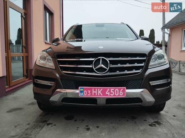 Коричневый Мерседес М-Класс, объемом двигателя 2.99 л и пробегом 253 тыс. км за 19700 $, фото 11 на Automoto.ua