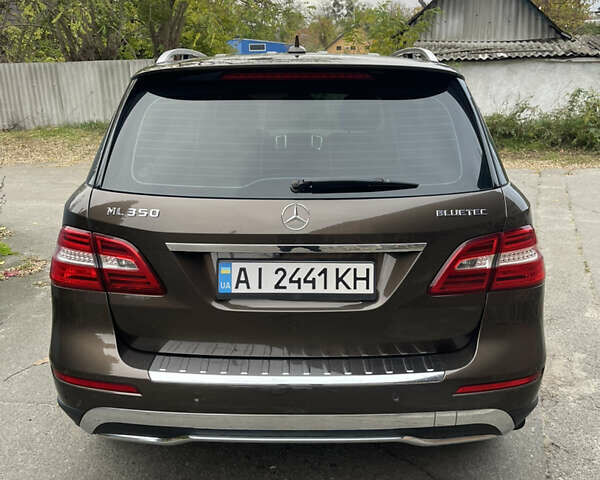 Коричневый Мерседес М-Класс, объемом двигателя 2.14 л и пробегом 187 тыс. км за 21000 $, фото 5 на Automoto.ua