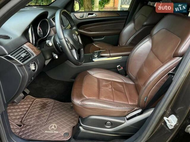 Коричневий Мерседес М-Клас, об'ємом двигуна 2.14 л та пробігом 270 тис. км за 17900 $, фото 12 на Automoto.ua