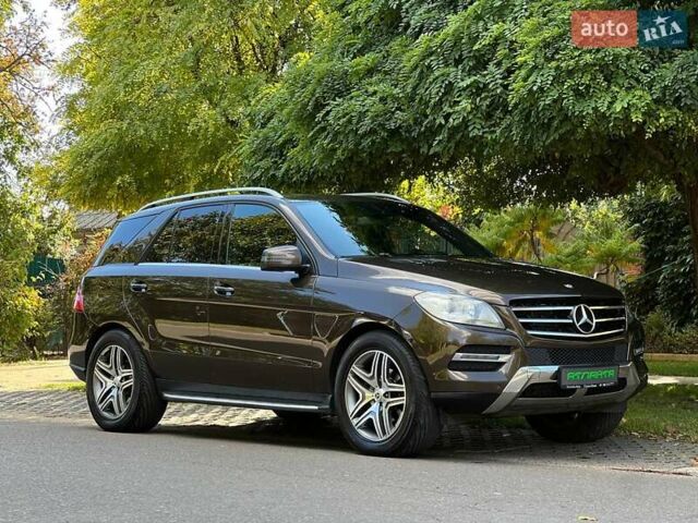 Коричневий Мерседес М-Клас, об'ємом двигуна 2.14 л та пробігом 270 тис. км за 17900 $, фото 3 на Automoto.ua