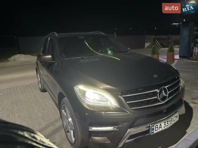 Коричневый Мерседес М-Класс, объемом двигателя 2.99 л и пробегом 240 тыс. км за 23500 $, фото 5 на Automoto.ua