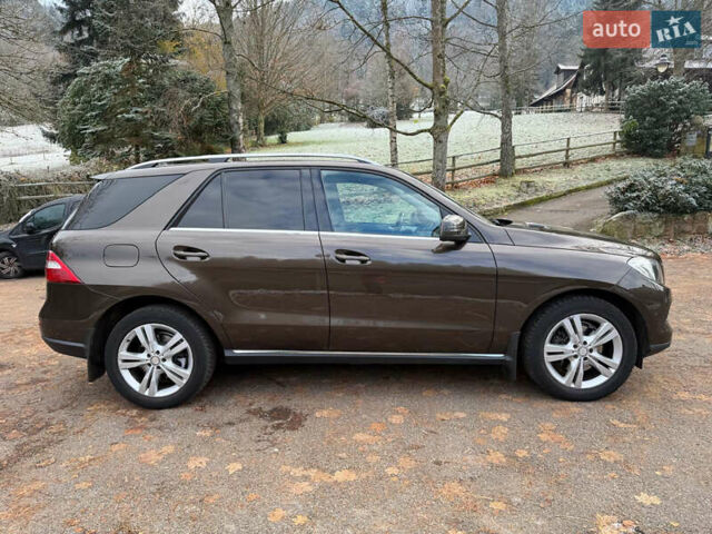 Коричневый Мерседес М-Класс, объемом двигателя 2.14 л и пробегом 69 тыс. км за 25500 $, фото 2 на Automoto.ua