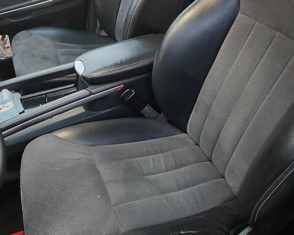 Мерседес М-Класс 2006 в Путиле на Automoto.ua Красный Мерседес М-Класс, объемом двигателя 2.99 л и пробегом 337 тыс. км за 12233 $, фото 6 на Automoto.ua