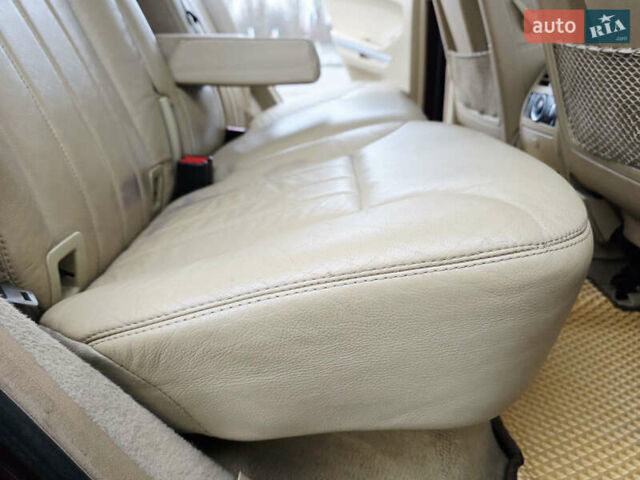 Красный Мерседес М-Класс, объемом двигателя 3.5 л и пробегом 266 тыс. км за 11499 $, фото 54 на Automoto.ua