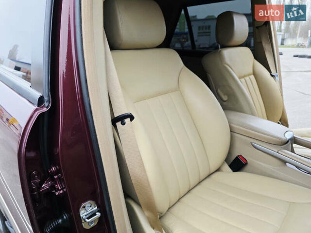 Красный Мерседес М-Класс, объемом двигателя 3.5 л и пробегом 266 тыс. км за 11499 $, фото 93 на Automoto.ua