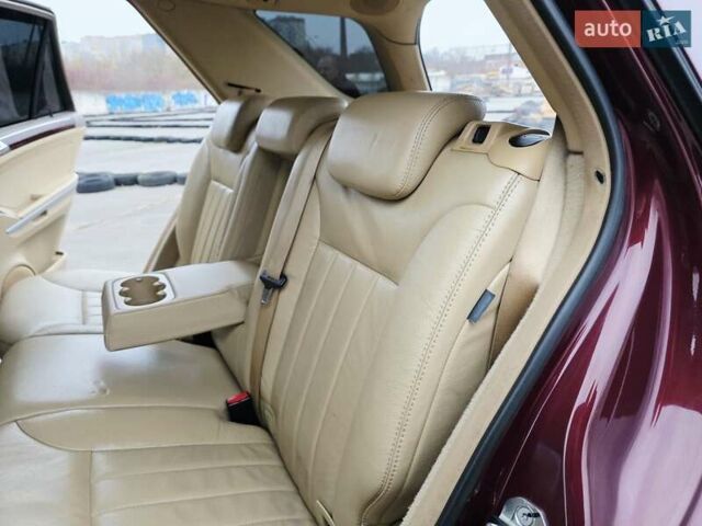 Красный Мерседес М-Класс, объемом двигателя 3.5 л и пробегом 266 тыс. км за 9333 $, фото 77 на Automoto.ua