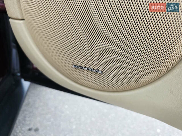 Красный Мерседес М-Класс, объемом двигателя 3.5 л и пробегом 266 тыс. км за 11499 $, фото 95 на Automoto.ua