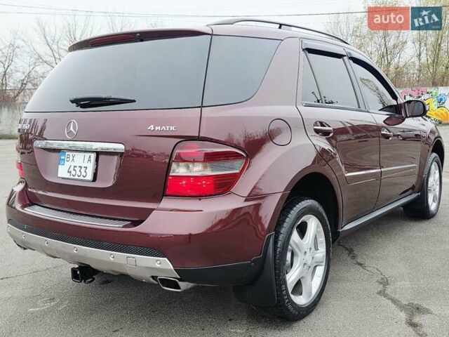 Красный Мерседес М-Класс, объемом двигателя 3.5 л и пробегом 266 тыс. км за 9333 $, фото 15 на Automoto.ua