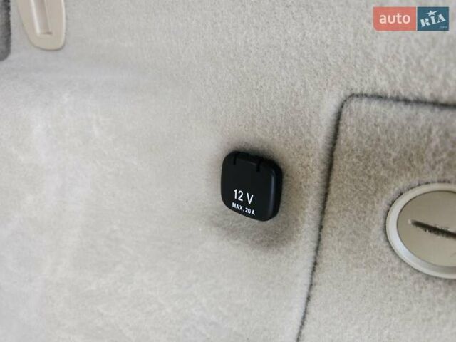 Красный Мерседес М-Класс, объемом двигателя 3.5 л и пробегом 266 тыс. км за 9333 $, фото 59 на Automoto.ua