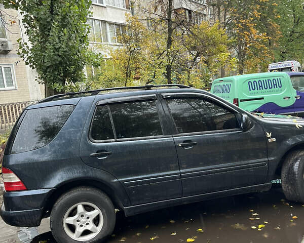 Мерседес М-Клас, об'ємом двигуна 3.2 л та пробігом 287 тис. км за 5500 $, фото 5 на Automoto.ua