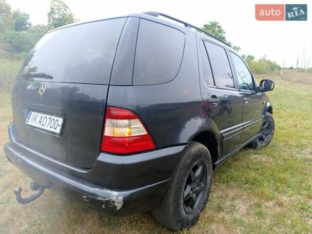 Мерседес М-Клас, об'ємом двигуна 0 л та пробігом 211 тис. км за 3545 $, фото 1 на Automoto.ua