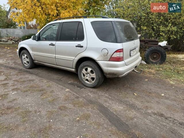 Мерседес М-Клас, об'ємом двигуна 0 л та пробігом 336 тис. км за 4500 $, фото 1 на Automoto.ua