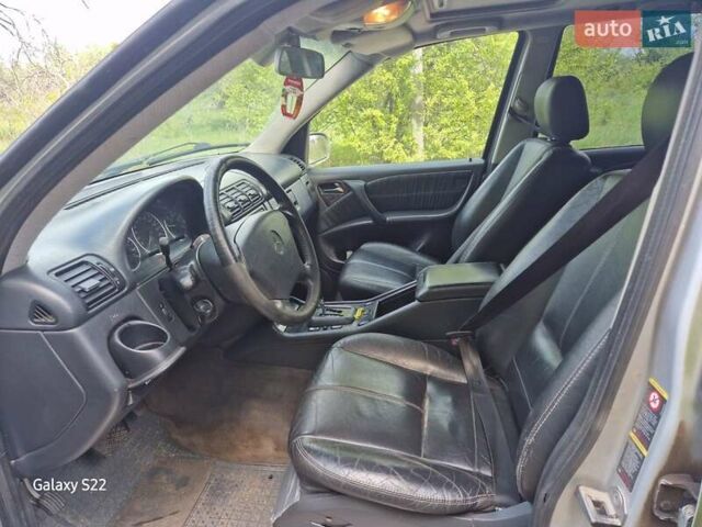 Мерседес М-Класс, объемом двигателя 2.7 л и пробегом 350 тыс. км за 3100 $, фото 8 на Automoto.ua