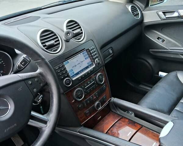 Мерседес М-Класс, объемом двигателя 2.99 л и пробегом 233 тыс. км за 10650 $, фото 11 на Automoto.ua