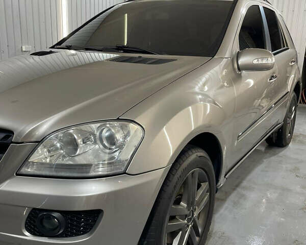 Мерседес М-Клас, об'ємом двигуна 3 л та пробігом 340 тис. км за 13000 $, фото 20 на Automoto.ua
