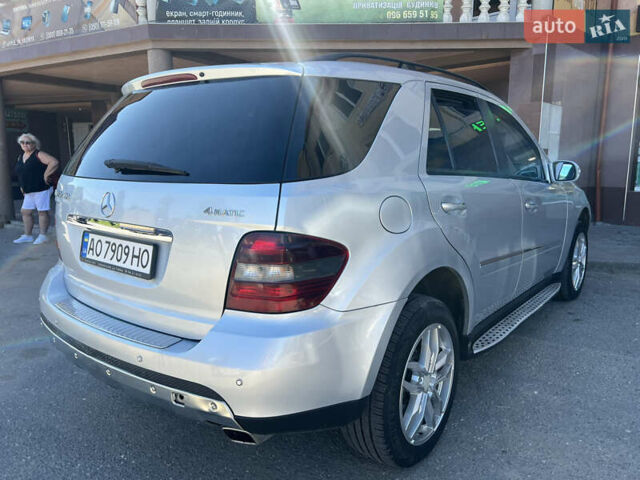 Мерседес М-Класс, объемом двигателя 3 л и пробегом 220 тыс. км за 13600 $, фото 2 на Automoto.ua