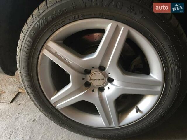 Мерседес М-Класс 2008 в Днепре (Днепропетровске) на Automoto.ua Мерседес М-Класс, объемом двигателя 6.21 л и пробегом 250 тыс. км за 17700 $, фото 12 на Automoto.ua