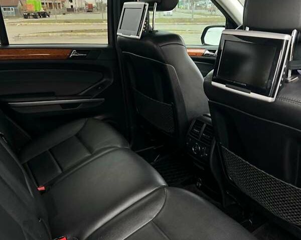 Мерседес М-Класс, объемом двигателя 3.5 л и пробегом 330 тыс. км за 11700 $, фото 9 на Automoto.ua