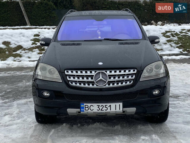 Мерседес М-Класс, объемом двигателя 2.99 л и пробегом 223 тыс. км за 11999 $, фото 1 на Automoto.ua