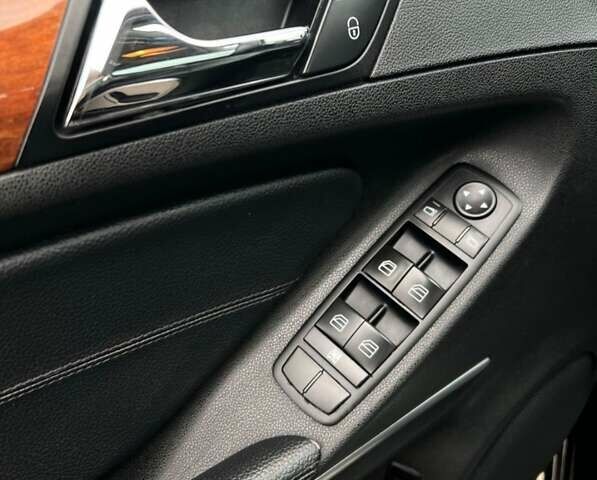Мерседес М-Класс, объемом двигателя 3.5 л и пробегом 330 тыс. км за 11700 $, фото 8 на Automoto.ua