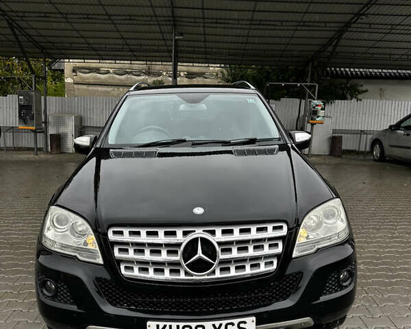 Мерседес М-Клас 2009 у Чернівцях на Automoto.ua Мерседес М-Клас, об'ємом двигуна 3 л та пробігом 168 тис. км за 584 $, фото 4 на Automoto.ua