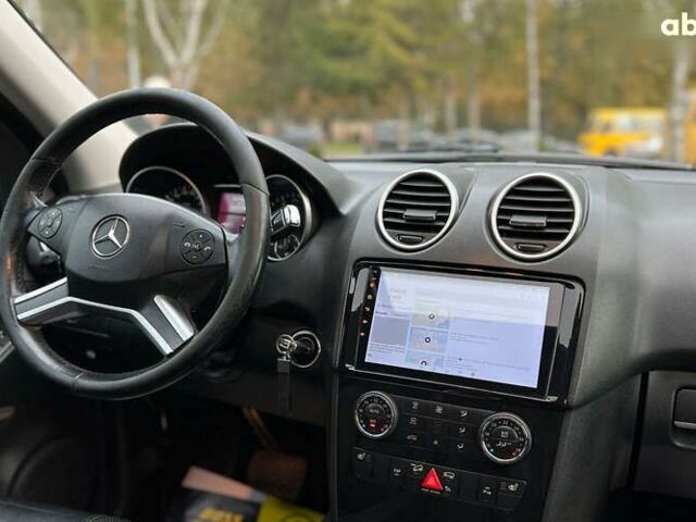 Мерседес М-Класс 2009 в Львове на Automoto.ua Мерседес М-Класс, объемом двигателя 3 л и пробегом 317 тыс. км за 17999 $, фото 16 на Automoto.ua