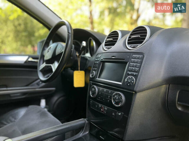 Мерседес М-Класс, объемом двигателя 2.99 л и пробегом 350 тыс. км за 15100 $, фото 55 на Automoto.ua