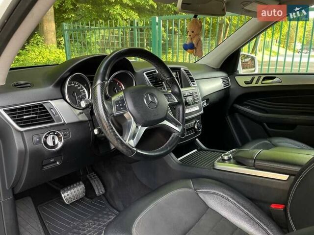 Мерседес М-Класс, объемом двигателя 2.2 л и пробегом 182 тыс. км за 20500 $, фото 22 на Automoto.ua
