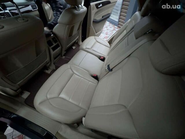 Мерседес М-Класс, объемом двигателя 3 л и пробегом 180 тыс. км за 17999 $, фото 24 на Automoto.ua