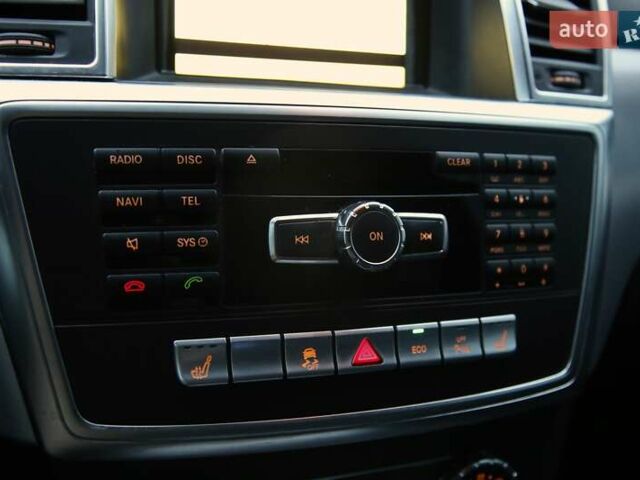 Мерседес М-Клас, об'ємом двигуна 2.99 л та пробігом 217 тис. км за 21000 $, фото 16 на Automoto.ua