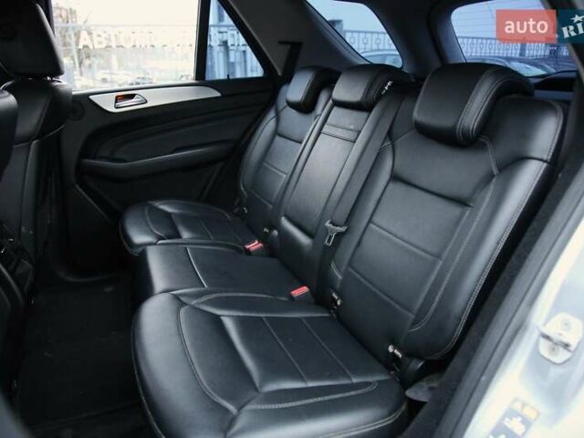 Мерседес М-Клас, об'ємом двигуна 2.99 л та пробігом 217 тис. км за 21000 $, фото 7 на Automoto.ua