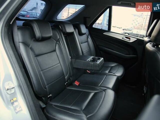 Мерседес М-Клас, об'ємом двигуна 2.99 л та пробігом 217 тис. км за 21000 $, фото 8 на Automoto.ua