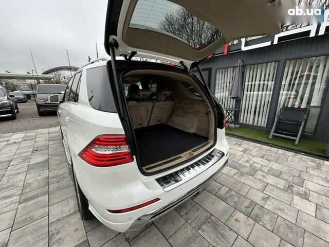 Мерседес М-Класс, объемом двигателя 4.7 л и пробегом 160 тыс. км за 17900 $, фото 27 на Automoto.ua