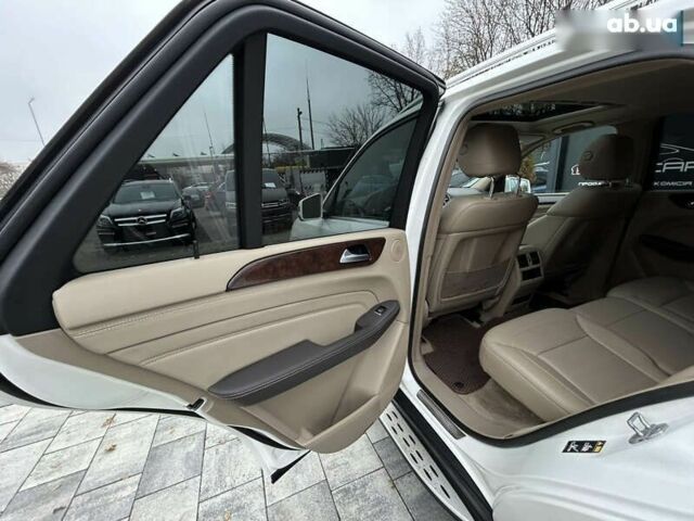 Мерседес М-Класс, объемом двигателя 4.7 л и пробегом 160 тыс. км за 17900 $, фото 17 на Automoto.ua