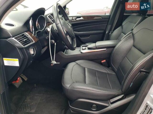 Мерседес М-Класс, объемом двигателя 2.99 л и пробегом 217 тыс. км за 3000 $, фото 6 на Automoto.ua