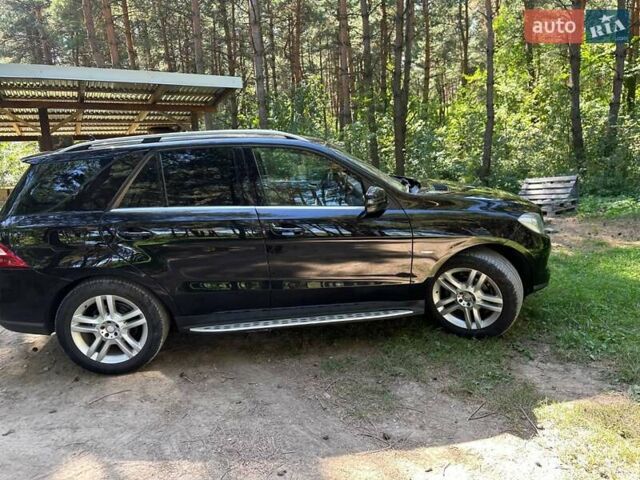 Мерседес М-Класс, объемом двигателя 3 л и пробегом 280 тыс. км за 19999 $, фото 28 на Automoto.ua