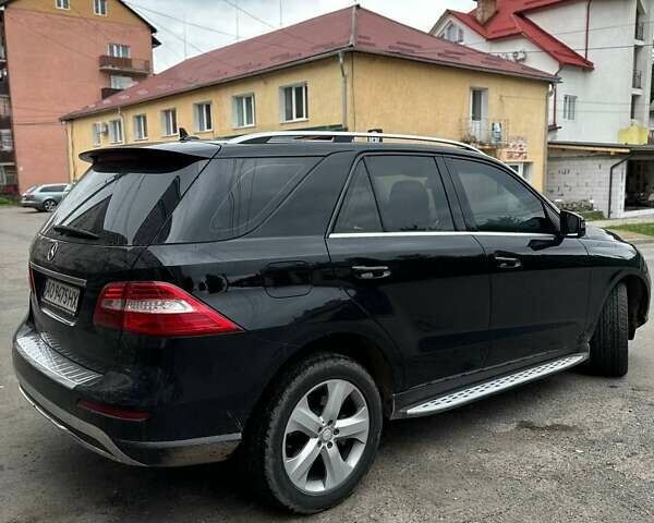 Мерседес М-Клас, об'ємом двигуна 3 л та пробігом 267 тис. км за 18999 $, фото 1 на Automoto.ua