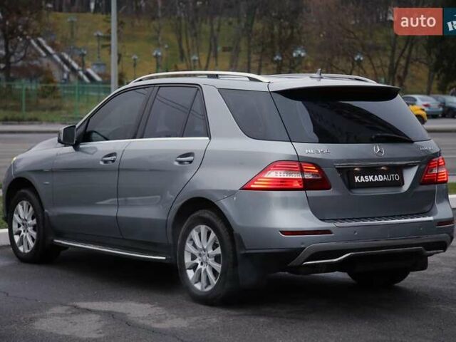 Мерседес М-Клас, об'ємом двигуна 2.99 л та пробігом 217 тис. км за 21000 $, фото 3 на Automoto.ua