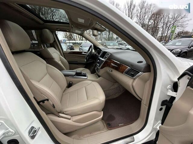 Мерседес М-Класс, объемом двигателя 4.7 л и пробегом 160 тыс. км за 17900 $, фото 23 на Automoto.ua