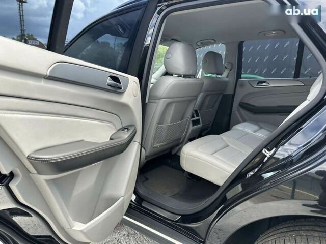 Мерседес М-Класс, объемом двигателя 2.1 л и пробегом 165 тыс. км за 17700 $, фото 13 на Automoto.ua