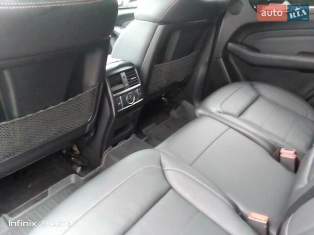 Мерседес М-Класс, объемом двигателя 2.99 л и пробегом 130 тыс. км за 23000 $, фото 6 на Automoto.ua