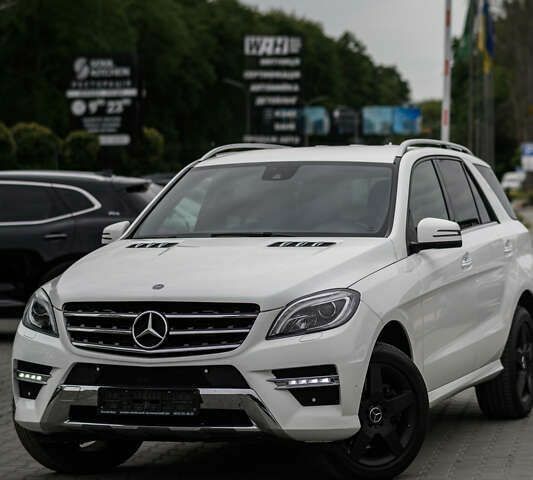 Мерседес М-Класс, объемом двигателя 2.2 л и пробегом 208 тыс. км за 23990 $, фото 16 на Automoto.ua